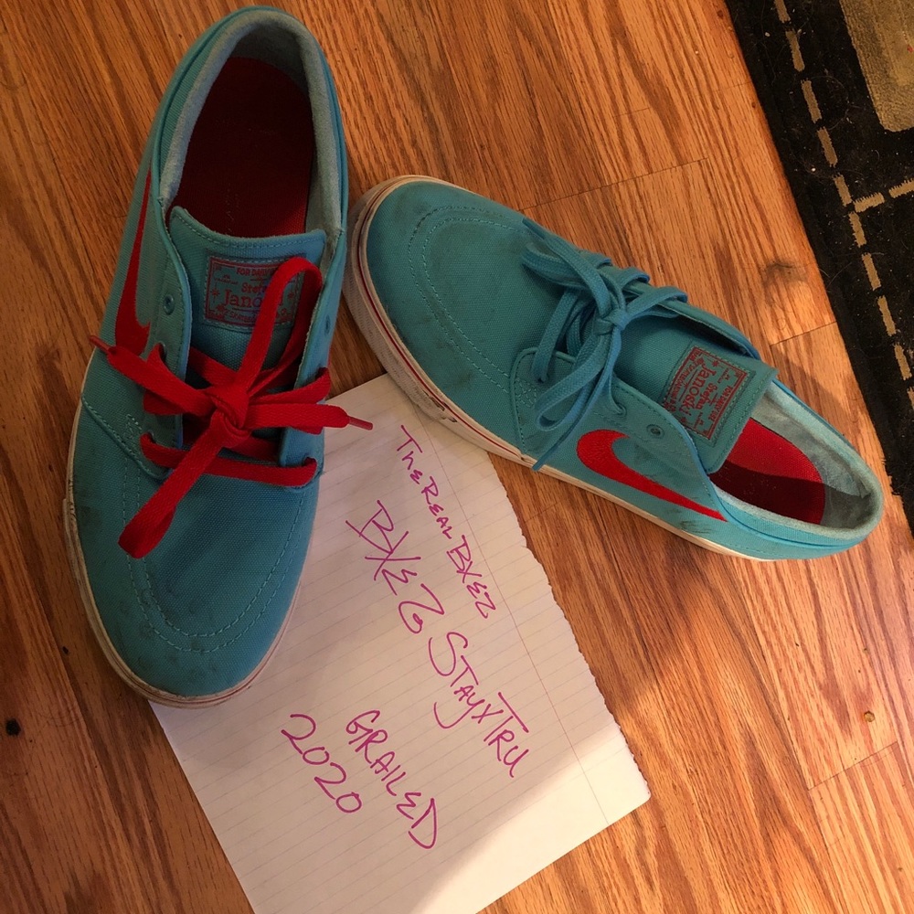 Sz.8 Nike Janoski.